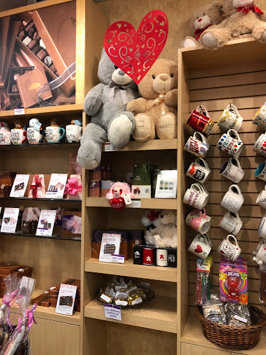 Chocolate Shop «Rocky Mountain Chocolate», reviews and photos, 522 River Walk St, San Antonio, TX 78205, USA