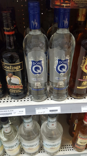 Liquor Store «Twinsburg Beer Wine & Liquor», reviews and photos, 9224 Darrow Rd, Twinsburg, OH 44087, USA