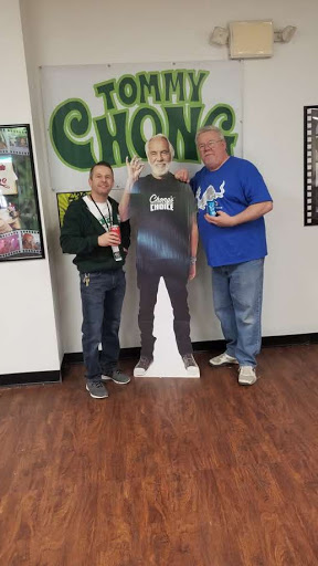 Tobacco Shop «BDT Smoke Shops», reviews and photos, 21640 John R Rd, Hazel Park, MI 48030, USA