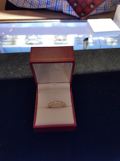 Jewelry Store «Studio Jewelers», reviews and photos, 2240 Bartow Ave, Bronx, NY 10475, USA