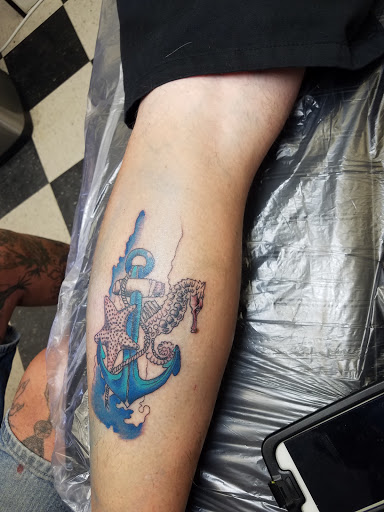 Tattoo Shop «Fine Tattoos», reviews and photos, 1851 Airfield Ave, Kingman, AZ 86401, USA