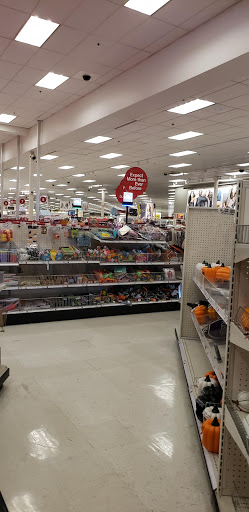 Department Store «Target», reviews and photos, 2000 W Waters Rd, Ann Arbor, MI 48103, USA