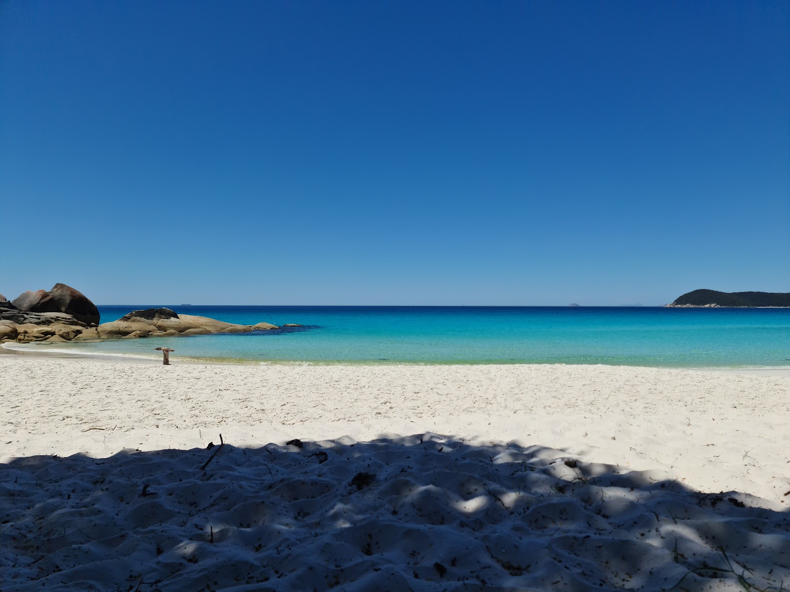 Little Waterloo Bay Beach'in fotoğrafı düz ve uzun ile birlikte