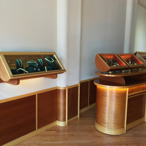 Jewelry Designer «Russ Hollander Master Goldsmith», reviews and photos, 154 Bedford St, Stamford, CT 06901, USA