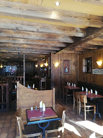 Atmosphère du Restaurant Brasserie Les Cimes Flaine à Arâches-la-Frasse - n°2