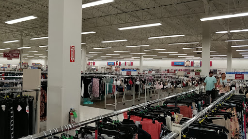 Clothing Store «Burlington Coat Factory», reviews and photos, 16590 N Fwy Service Rd, Conroe, TX 77384, USA