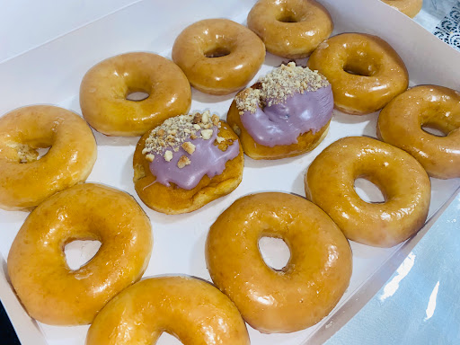 Donut Shop «Krispy Kreme», reviews and photos, 2103 Elliston Pl, Nashville, TN 37203, USA
