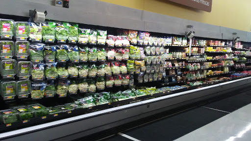 Supermarket «Walmart Neighborhood Market», reviews and photos, 215 California St, Woodland, CA 95695, USA