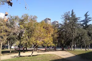 Parque Almagro image