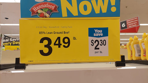 Grocery Store «Hannaford Supermarket», reviews and photos, 99 Main St, Gorham, ME 04038, USA