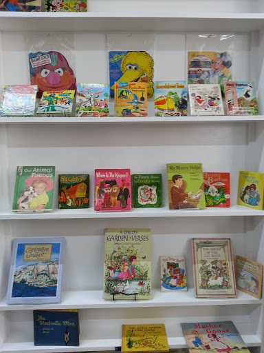 Book Store «Blue Train Books Used Book Store», reviews and photos, 200 E Main St, Hogansville, GA 30230, USA