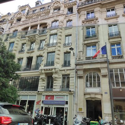 AUX ARTS DU DEUX ROUES HONDA à Paris