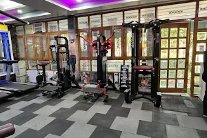 Elysian Gym ll Best Gym in Prayagraj image