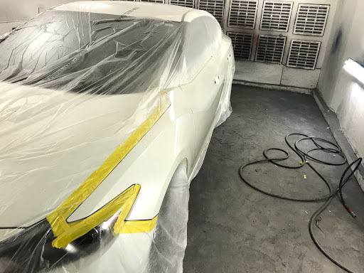 Auto Body Shop «Miami Paint & Body Shop», reviews and photos, 3423 NW 36th St, Miami, FL 33142, USA