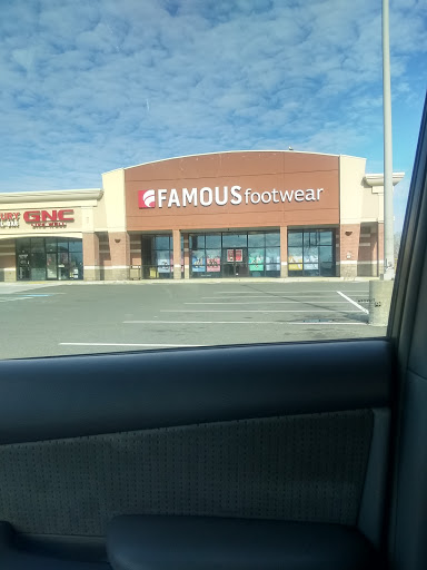 Shoe Store «Famous Footwear», reviews and photos, 31 Furlong Dr, Revere, MA 02151, USA