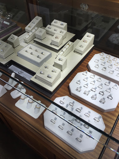 Jeweler «Ken and Daughter Jewelers», reviews and photos, 707 E 1st St, Newberg, OR 97132, USA