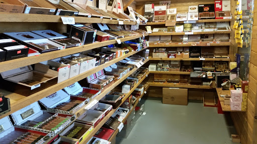 Cigar Shop «Bucks Smoke Shop», reviews and photos, 5051 Roberts Rd, Hilliard, OH 43026, USA