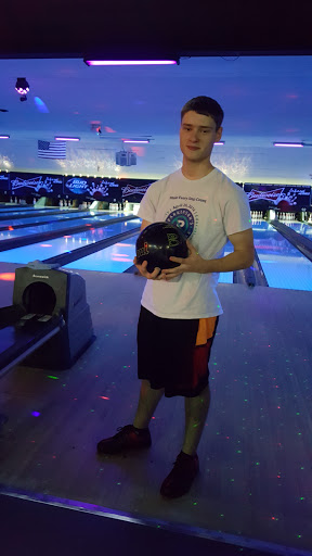 Bowling Alley «Legend Lanes», reviews and photos, 4190 State Rd, Cuyahoga Falls, OH 44223, USA