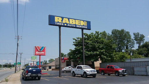 Tire Shop «Raben Tire & Auto Service», reviews and photos, 1400 N Green St, Henderson, KY 42420, USA