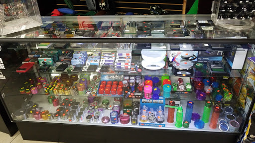 Tobacco Shop «Smokeyz Smoke Shop», reviews and photos, 410 Euclid St #7, Anaheim, CA 92802, USA