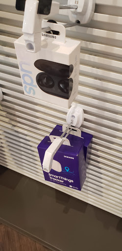 Cell Phone Store «Verizon», reviews and photos, 86 Thornton Drive, Dickson, TN 37055, USA