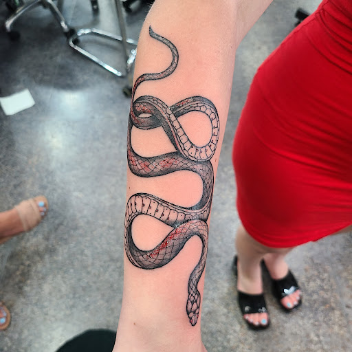 Tattoo Shop «Oriana Tattoo Studio», reviews and photos, 219 71st St, Miami Beach, FL 33141, USA