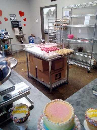 Bakery «Wanna Cupcake?», reviews and photos, 2102 E Main, Puyallup, WA 98372, USA