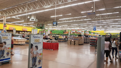 Walmart Macro Plaza Vallarta
