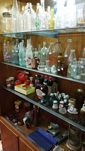 Used Furniture Store «Necessities New & Used Furniture», reviews and photos, 21 S Fourth St, Hamburg, PA 19526, USA