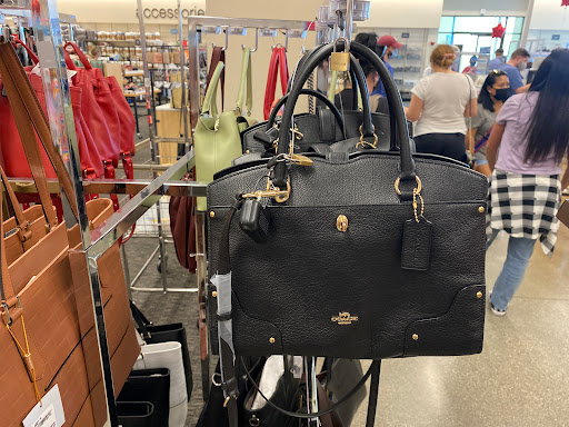 Department Store «Nordstrom Rack Glendale Fashion Center», reviews and photos, 227 N Glendale Ave, Glendale, CA 91206, USA