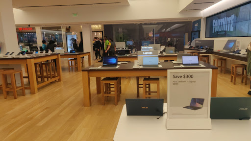 Computer Store «Microsoft Store», reviews and photos, 162 South Avenue, Bloomington, MN 55425, USA