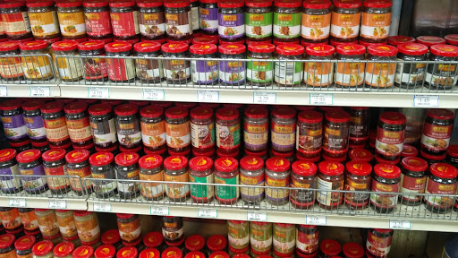 Grocery Store «HT Oaktree Market», reviews and photos, 10008 Aurora Ave N, Seattle, WA 98133, USA