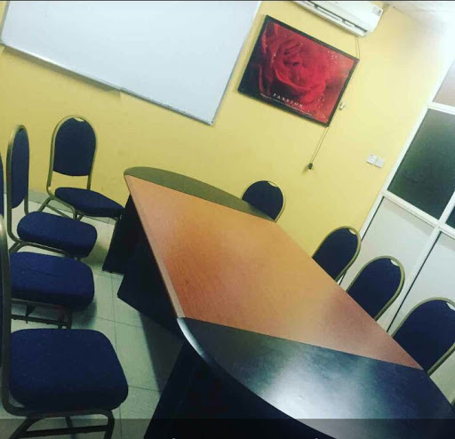 Foursquare Language School, 85 Ikorodu Rd, Fadeyi 100252, Lagos, Nigeria, Driving School, state Lagos