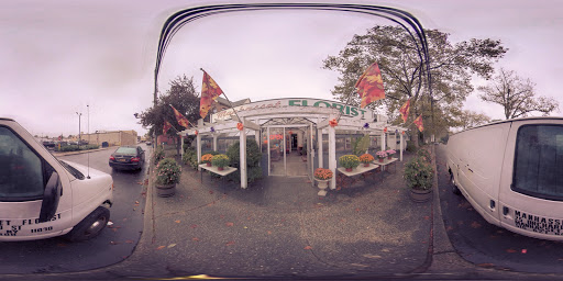 Florist «Manhasset Florist & Greenhouse», reviews and photos, 25 Orchard St, Manhasset, NY 11030, USA