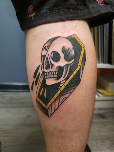 Tattoo Shop «Silkworm Tattoo», reviews and photos, 520 Main St, Hamilton, OH 45013, USA