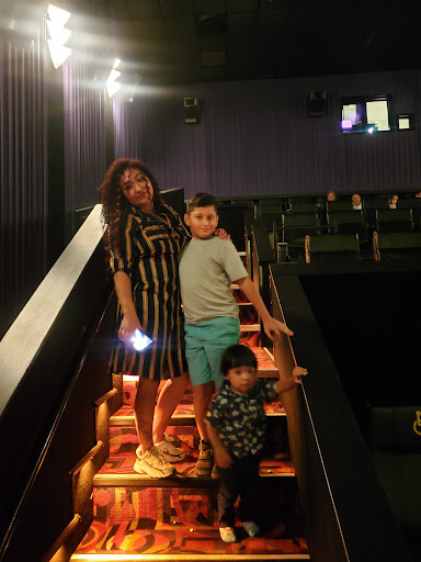Movie Theater «Cinemark Tinseltown 20 and XD», reviews and photos, 15436 Farm to Market 1825, Pflugerville, TX 78660, USA