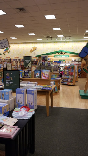Book Store «Barnes & Noble», reviews and photos, 850 Inspiration Dr, Wilmington, NC 28405, USA