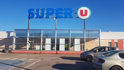Super U et Drive à Montmédy