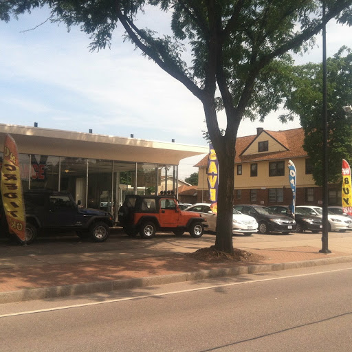 Champion Auto Sales II Inc, 300 Lake Ave, Rochester, NY 14608, USA, 