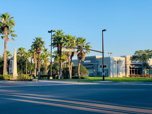 Cell Phone Store «Verizon», reviews and photos, 4782 Millenia Plaza Way, Orlando, FL 32839, USA