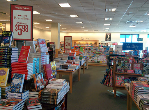 Book Store «Barnes & Noble», reviews and photos, 131 Colonie Center #355, Albany, NY 12205, USA