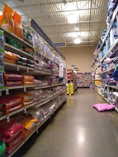 Pet Supply Store «PetSmart», reviews and photos, 860 NE Mall Blvd, Hurst, TX 76053, USA