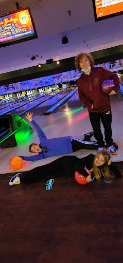 Bowling Alley «AMF Lancaster Lanes», reviews and photos, 4913 Transit Rd, Depew, NY 14043, USA