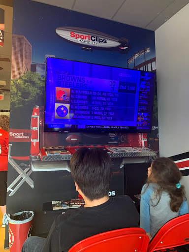 Hair Salon «Sport Clips Haircuts of Ocala», reviews and photos, 2602 SW 19th Avenue Rd Suite 202, Ocala, FL 34471, USA