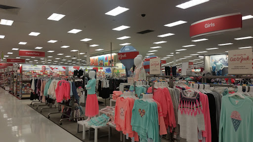Department Store «Target», reviews and photos, 401 W Irving Park Rd, Wood Dale, IL 60191, USA