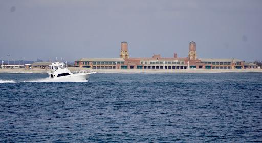 National Park «Jacob Riis Park (Gateway National Recreation Area)», reviews and photos, Rockaway Beach Blvd, Rockaway Park, NY 11694, USA
