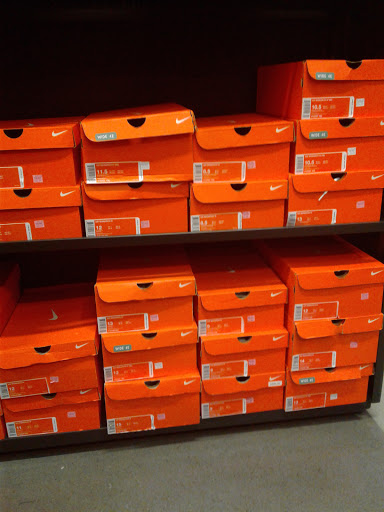 Sportswear Store «Nike», reviews and photos, 1261 Woodward Ave, Detroit, MI 48226, USA
