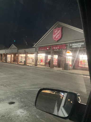 Thrift Store «The Salvation Army Family Store & Donation Center», reviews and photos, 51200 Van Dyke, Shelby Charter Township, MI 48316, USA