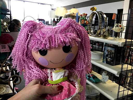 Thrift Store «Angel View Resale Store - Bermuda Dunes», reviews and photos, 77898 Country Club Dr # 91, Palm Desert, CA 92211, USA