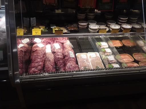 Grocery Store «The Fresh Market», reviews and photos, 1671 S Pleasant Valley Rd, Winchester, VA 22601, USA